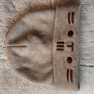 Winter Hat Pusheen. Gray